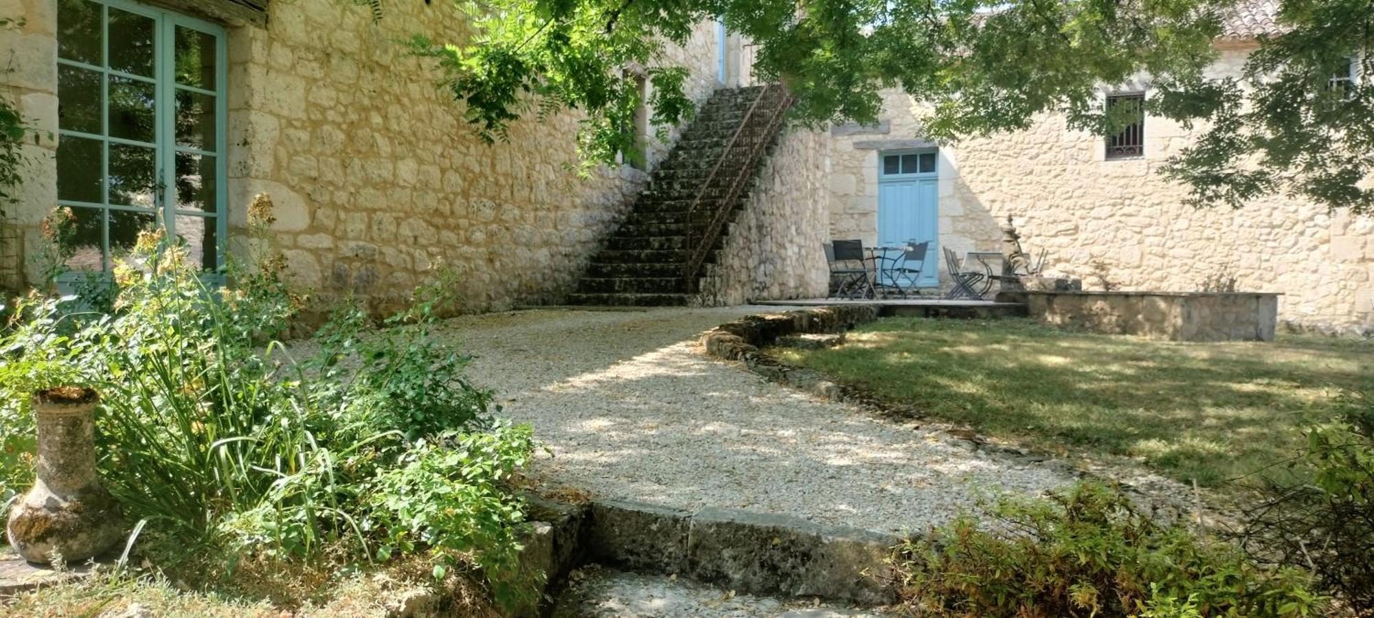 Bed and Breakfast Chambre D'Hote "La Source" Domaine De Fonpeyroune Conne-de-Labarde Exterior foto